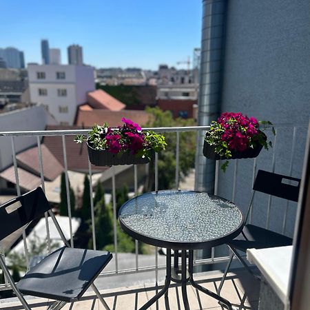 Plaza De Luxe Leilighet Bratislava Eksteriør bilde