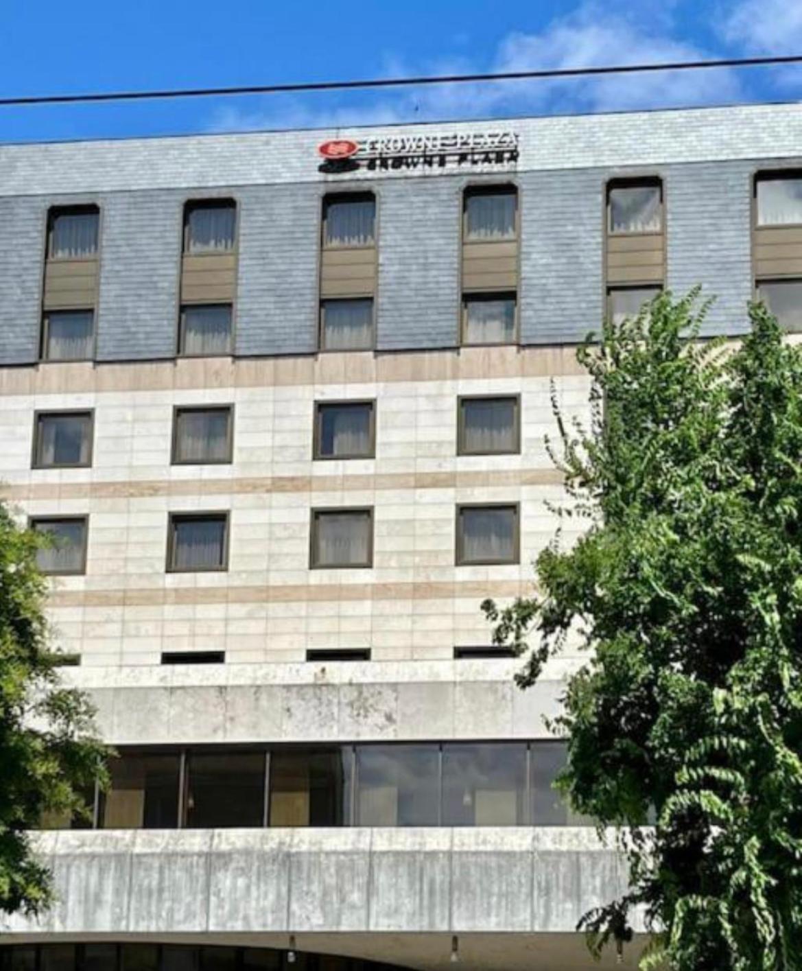 Plaza De Luxe Leilighet Bratislava Eksteriør bilde