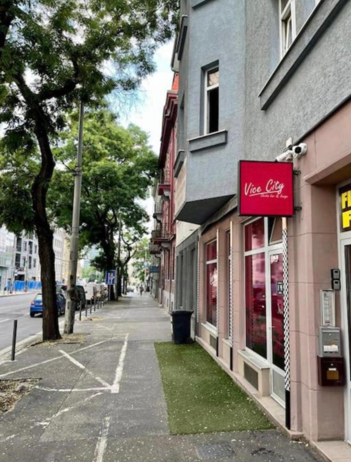 Plaza De Luxe Leilighet Bratislava Eksteriør bilde