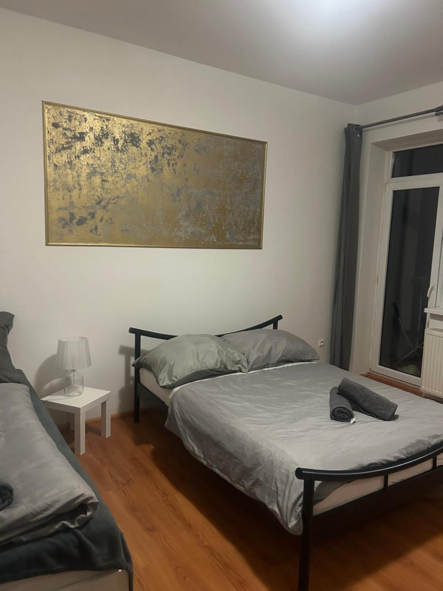 Plaza De Luxe Leilighet Bratislava Eksteriør bilde